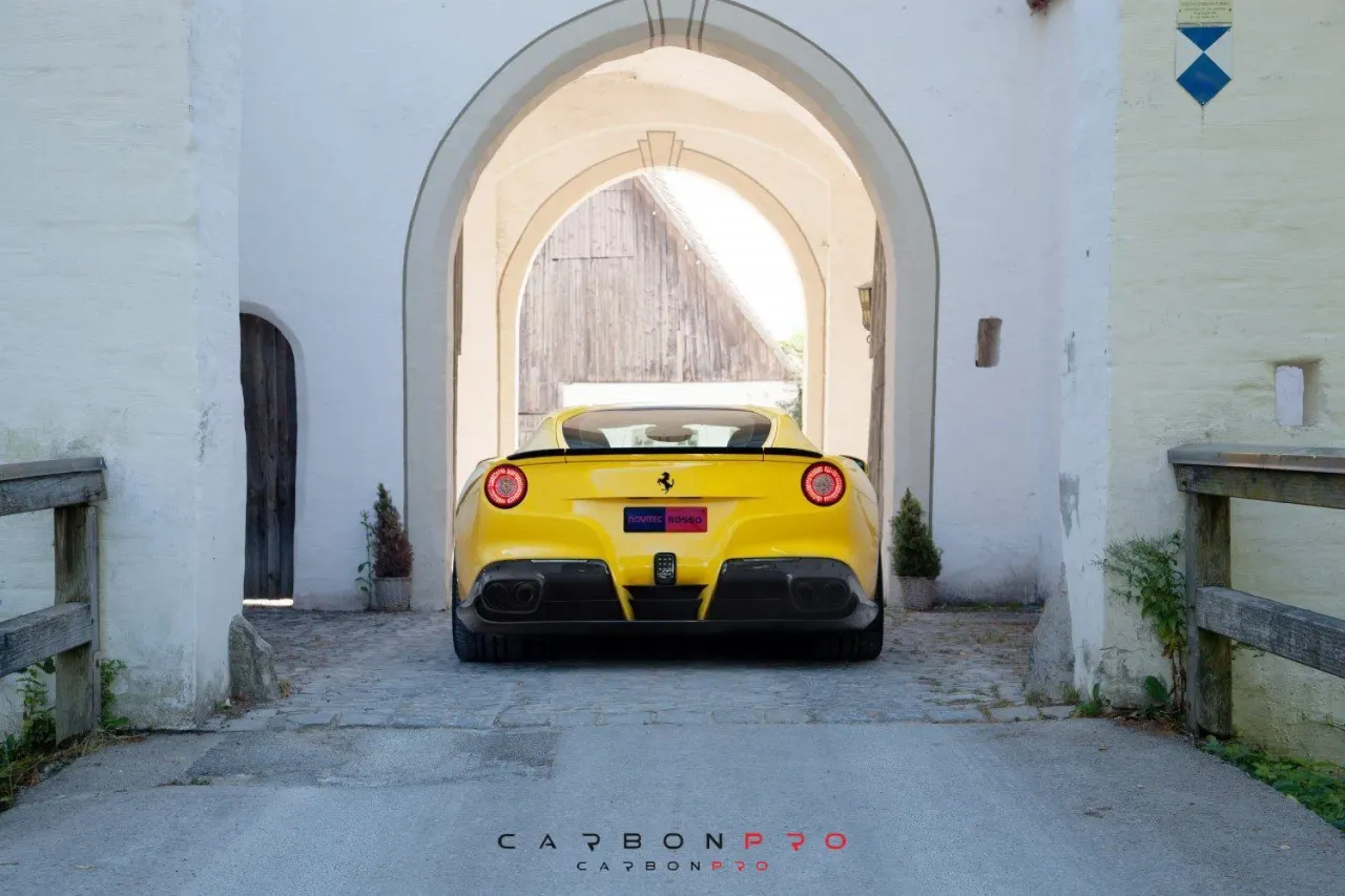 F12 BERLINETTA