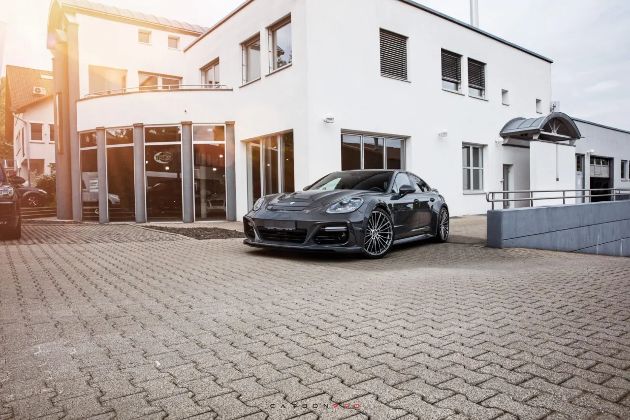 Panamera 971