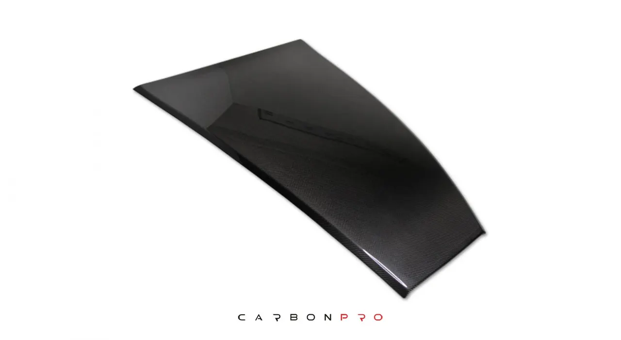Carbon cover engine bonnet