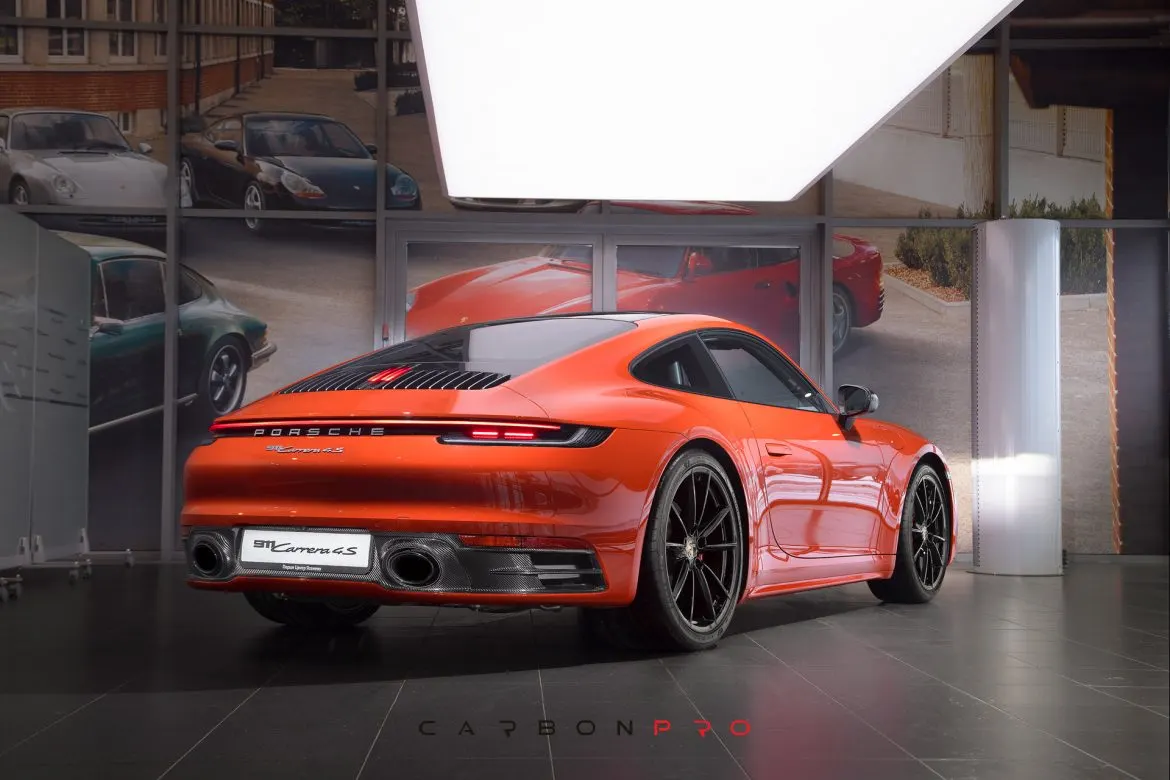 Carbon Diffuser