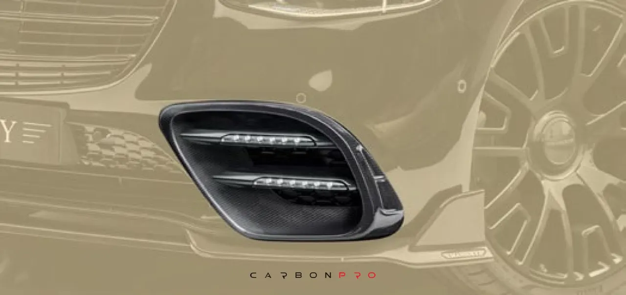 Front bumper air intake with double DRL