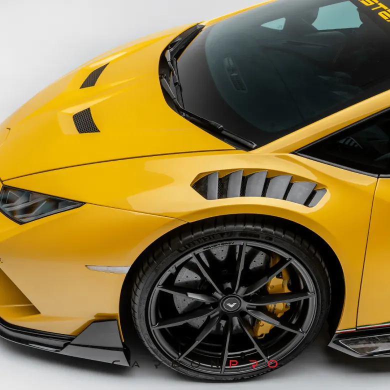 Front fenders Lamborghini Huracan Performante Vicenza Edizione Aero with integrated ventilation openings and guards