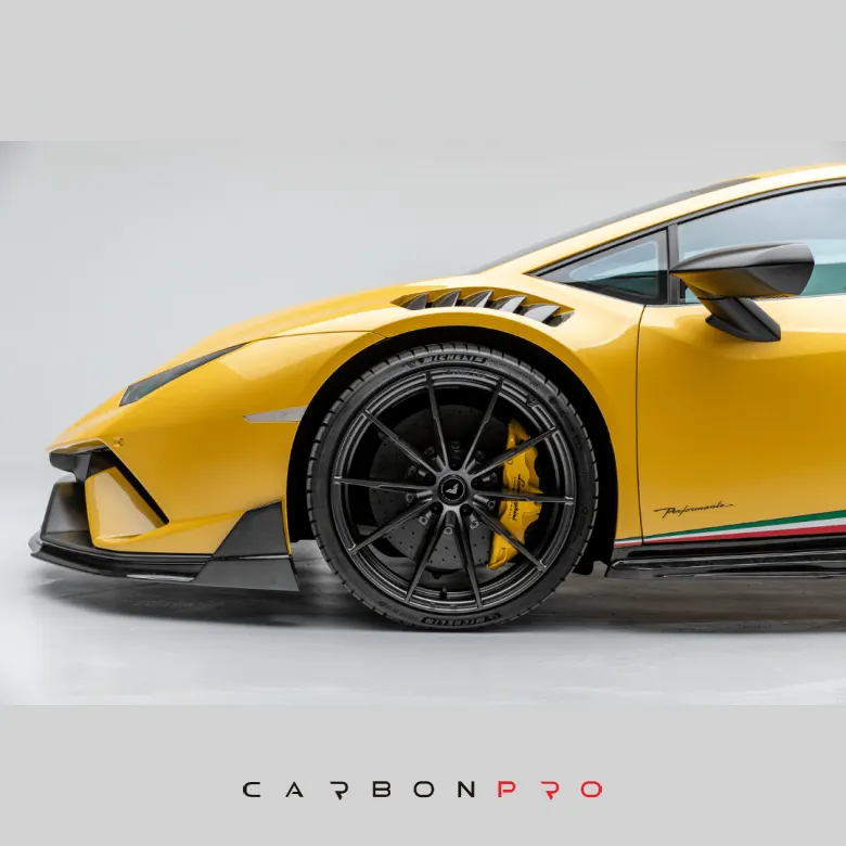 Front fenders Lamborghini Huracan Performante Vicenza Edizione Aero with integrated ventilation openings and guards