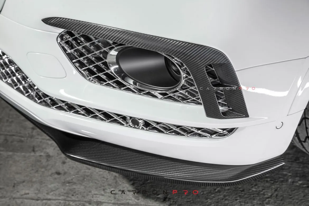 Front spoiler
