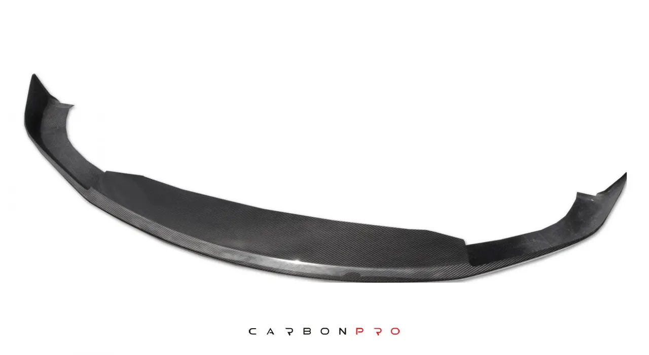 Front spoiler lip