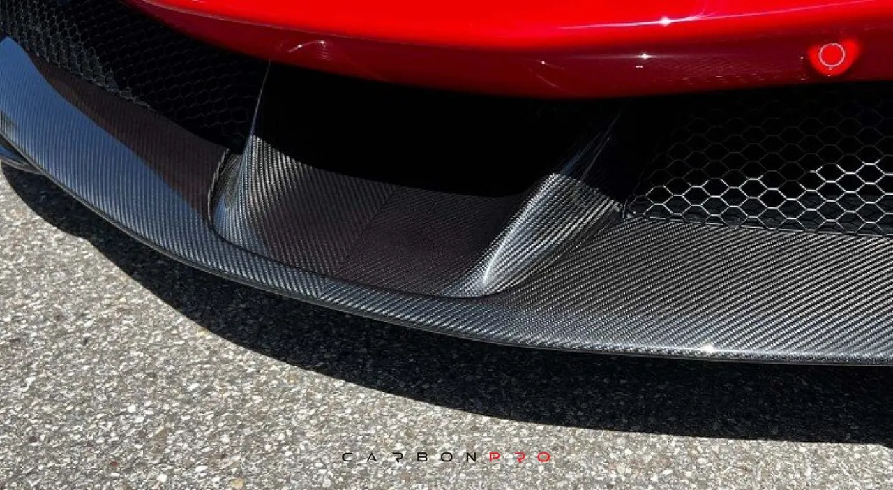FRONTBUMPER CENTER PART