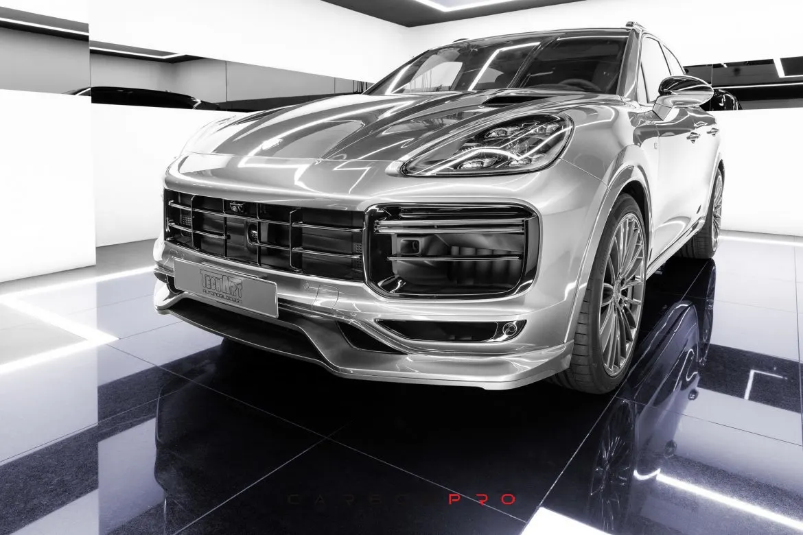Hood with air intakes