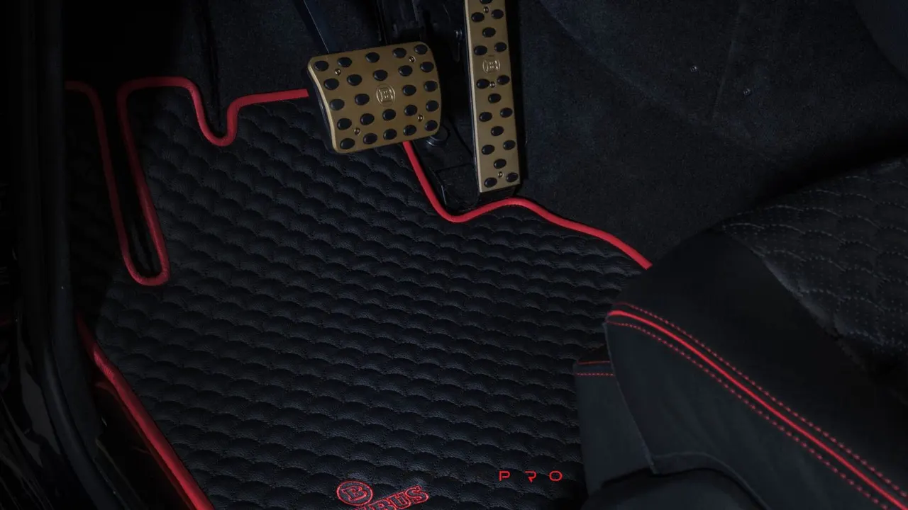 Leather floor mat quilted