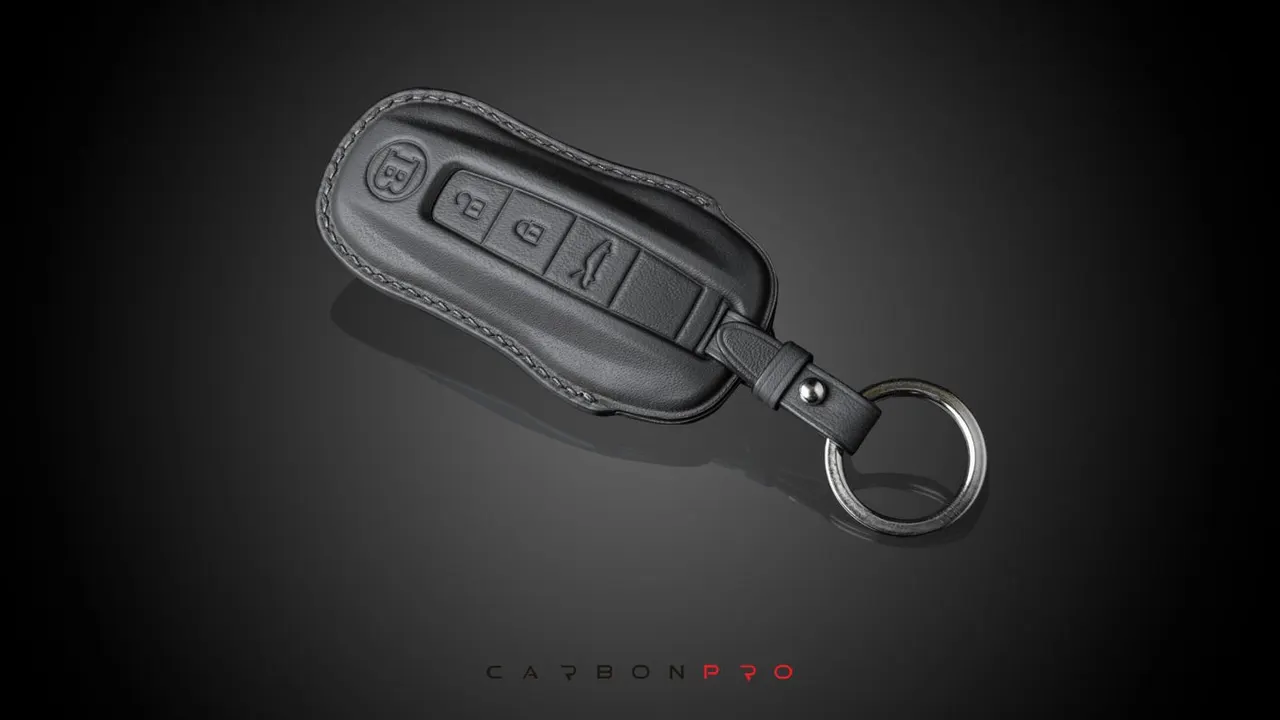 Leather key cover black
