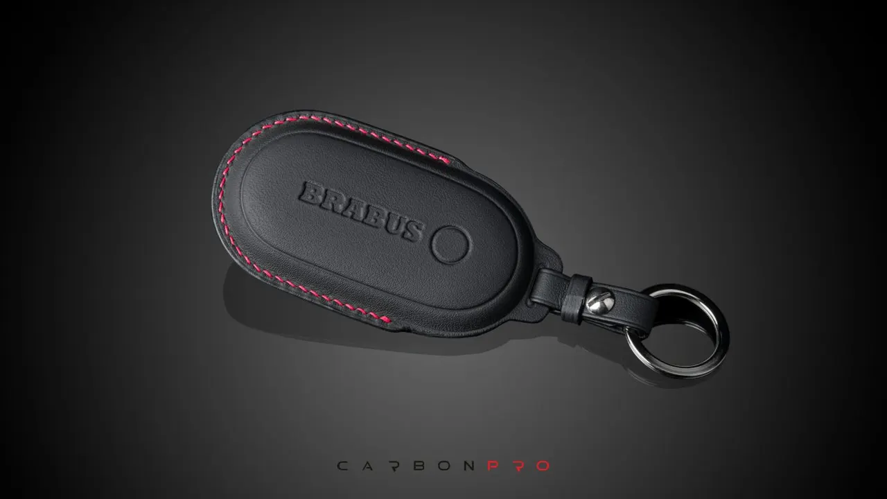 Leather key cover black-red