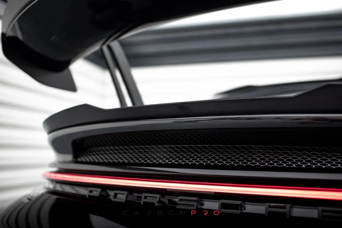 Carbon Lower Spoiler Cap Porsche 911 992 GT3