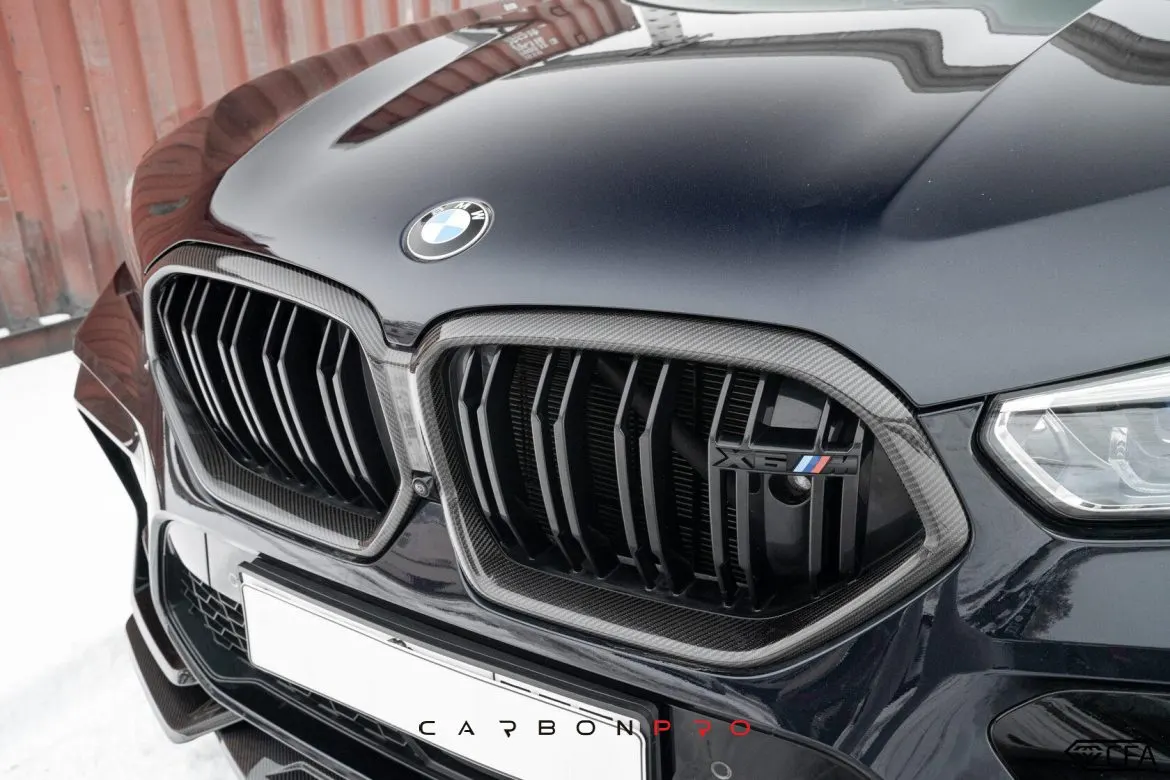 M Performance Grille
