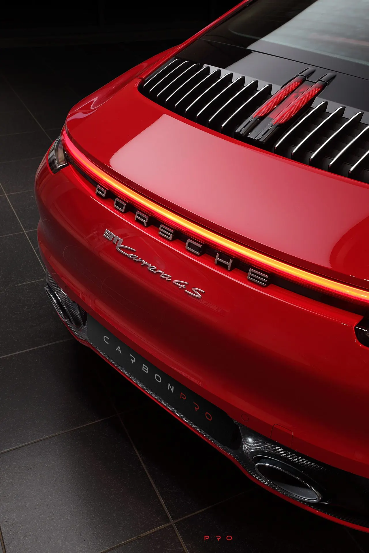 992