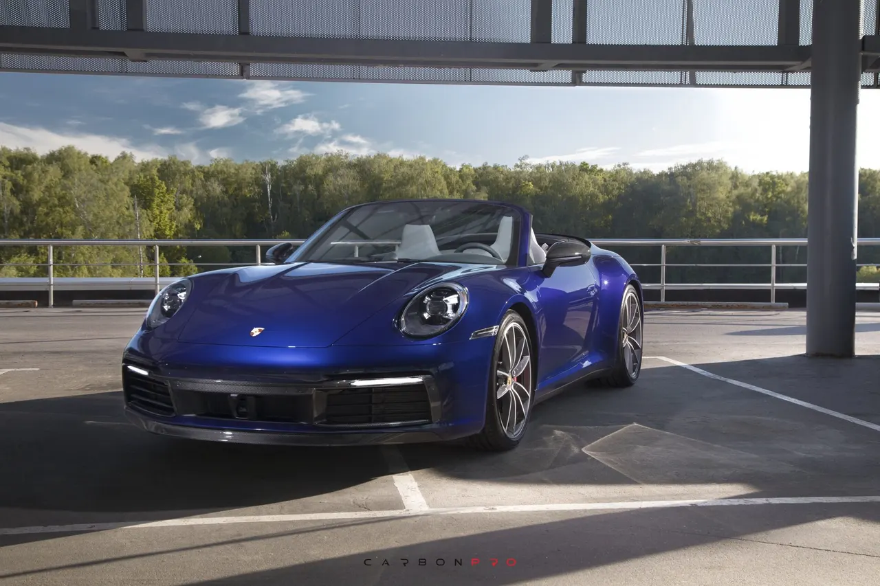 992