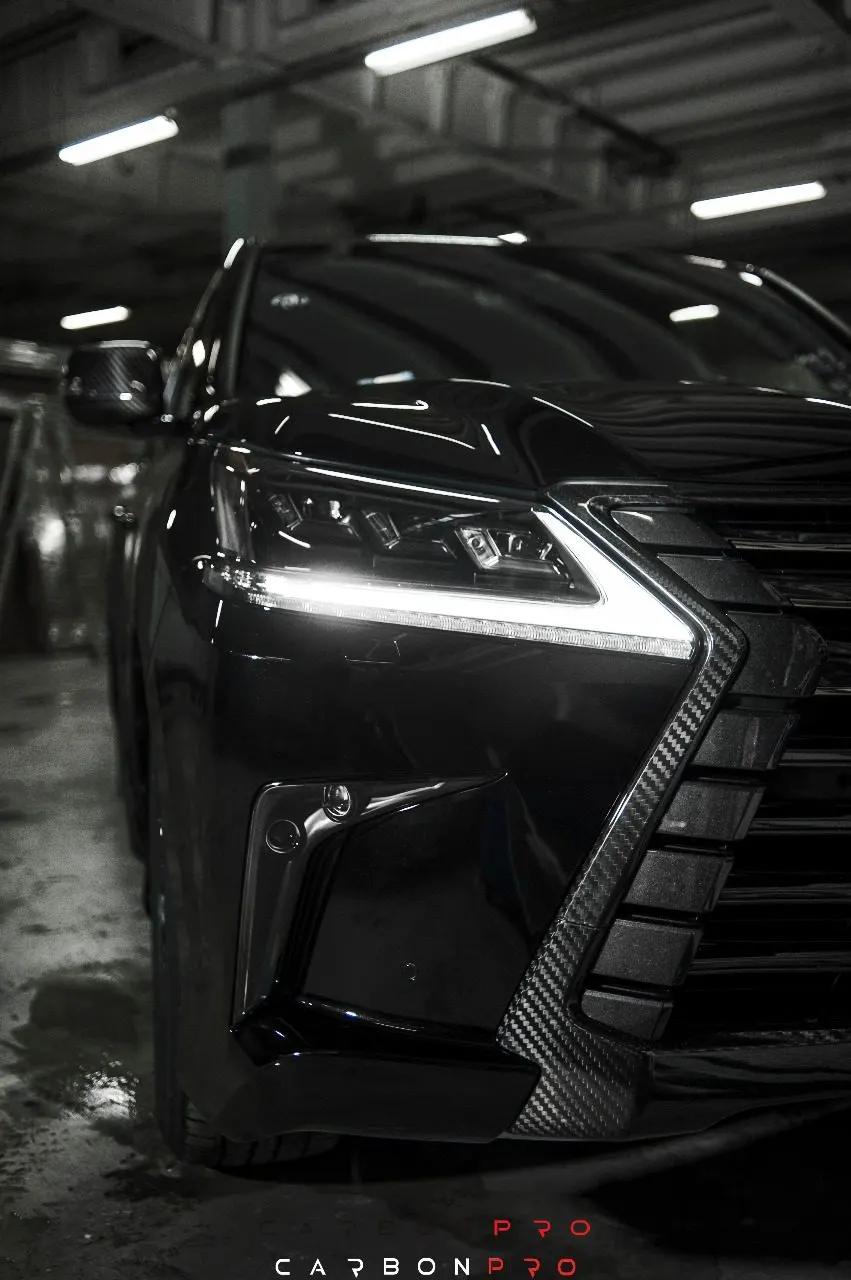 Lexus LX570