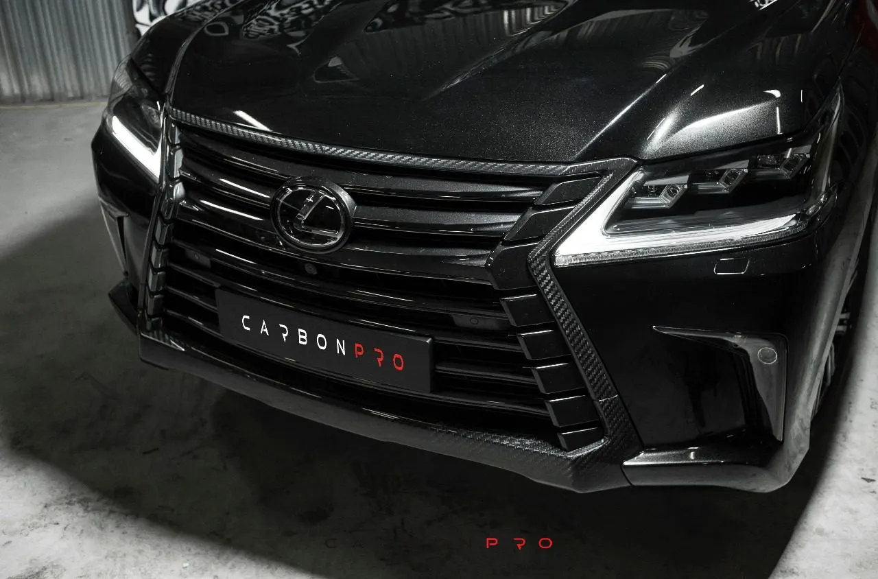 Lexus LX570