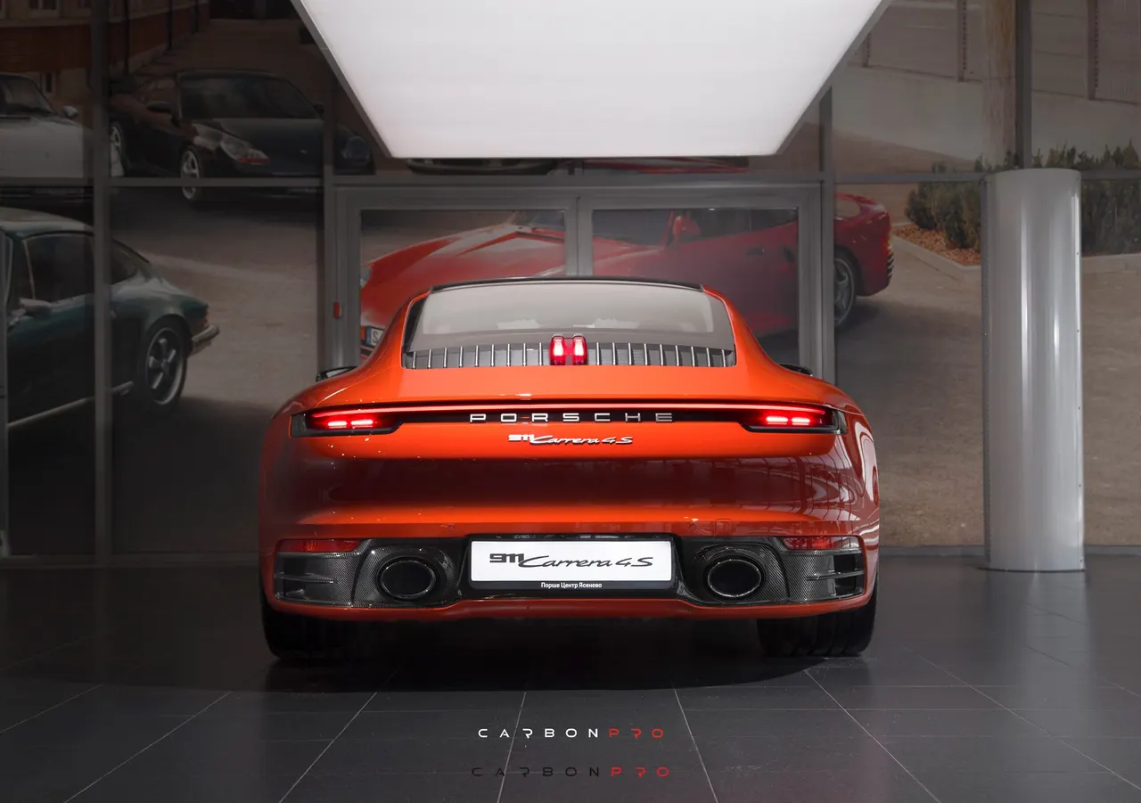 992