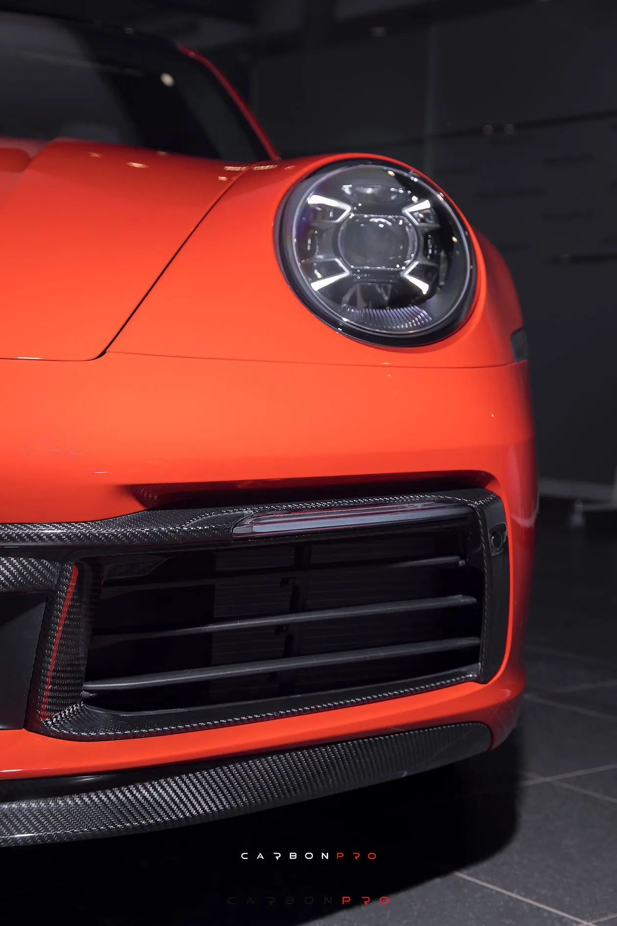 992