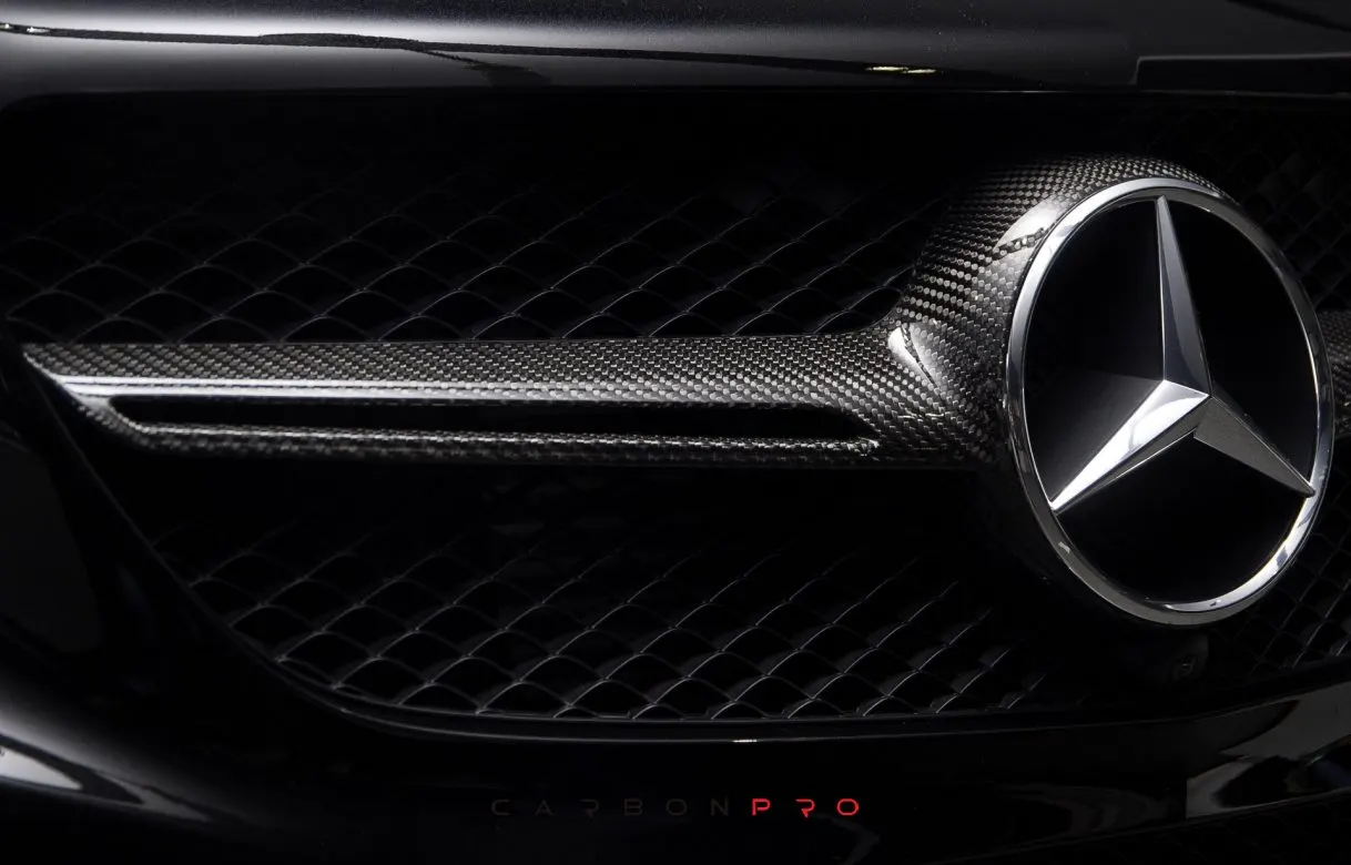 Carbon Radiator Grill
