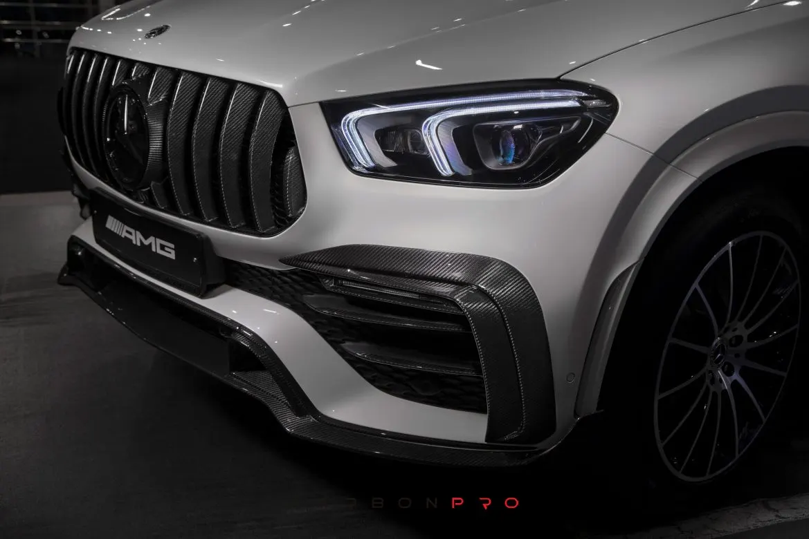 Carbon Radiator Grill