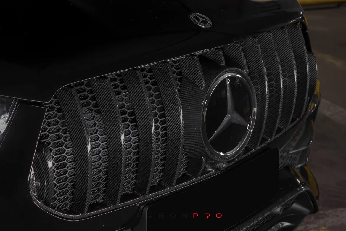 Carbon Radiator Grill