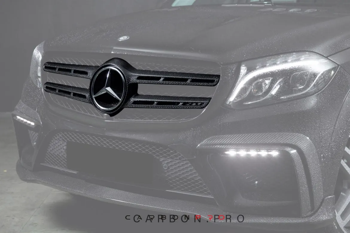 Carbon radiator grill