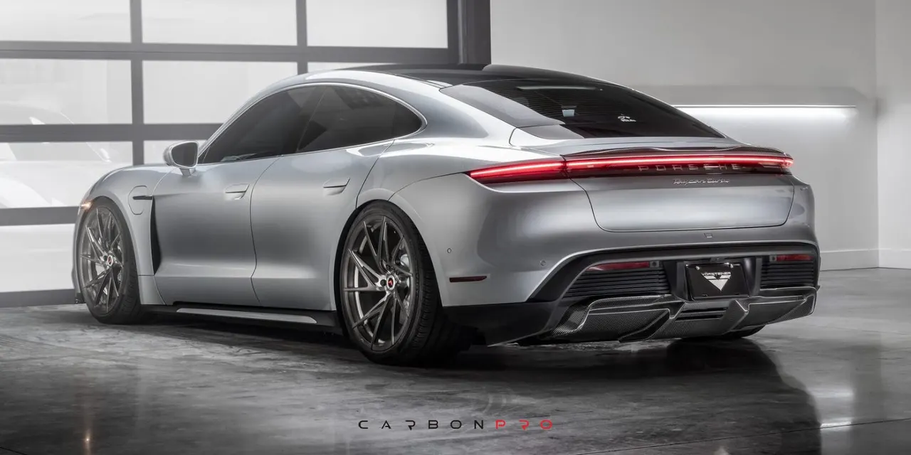 Rear diffuser Porsche Taycan Turbo/Turbo S