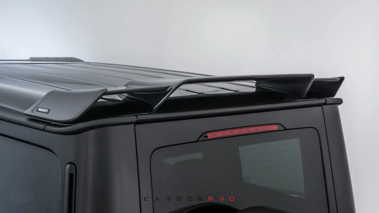 Rear spoiler