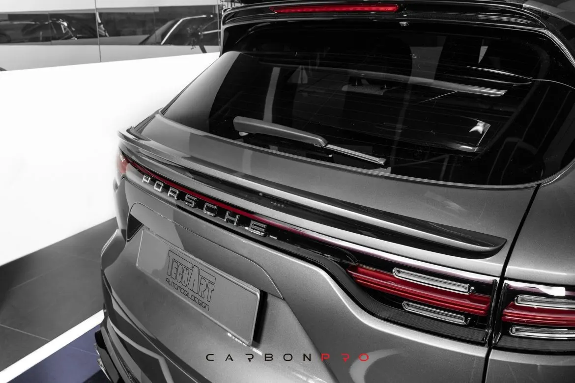 Rear spoiler
