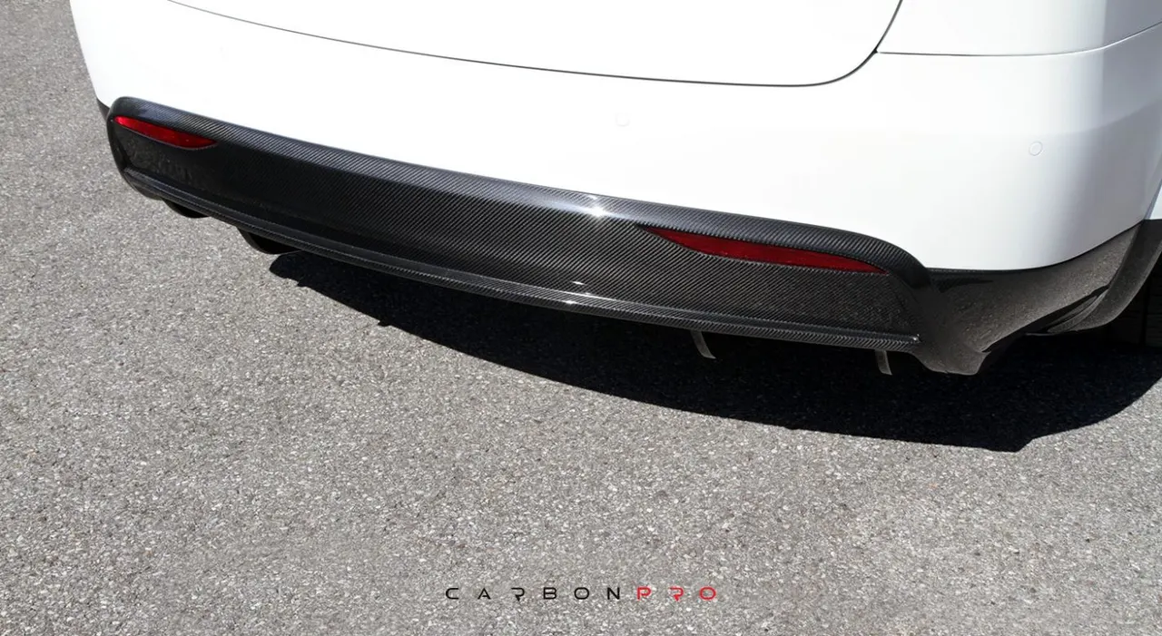 Rear spoiler