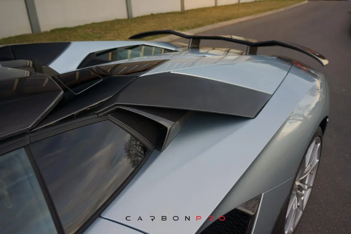 Rear Top Air intakes