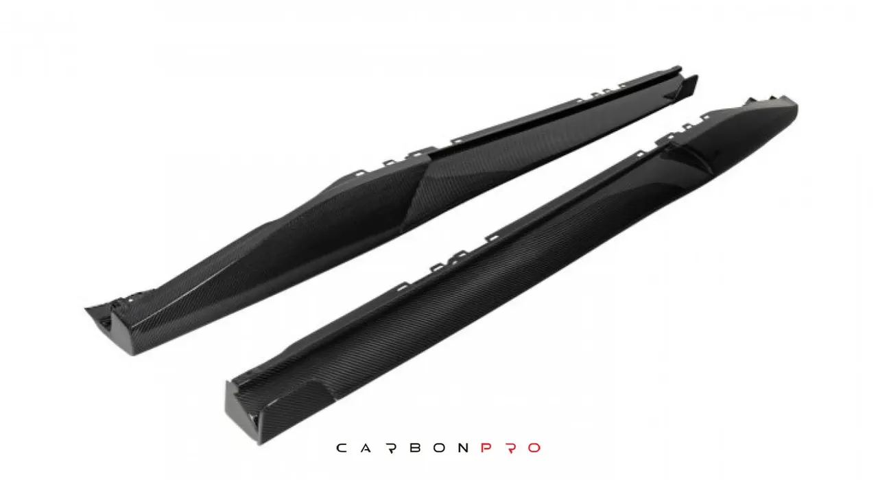 SIDE SKIRT