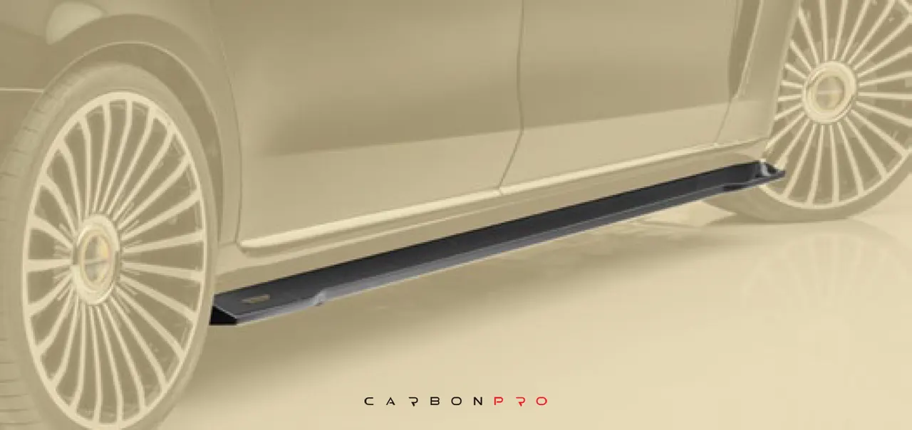 Side skirts lip, visible carbon – long version
