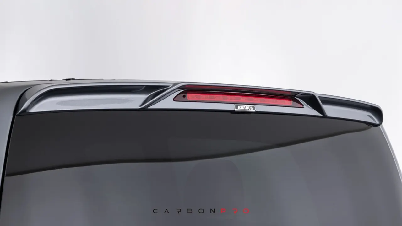 Signature Rear spoiler