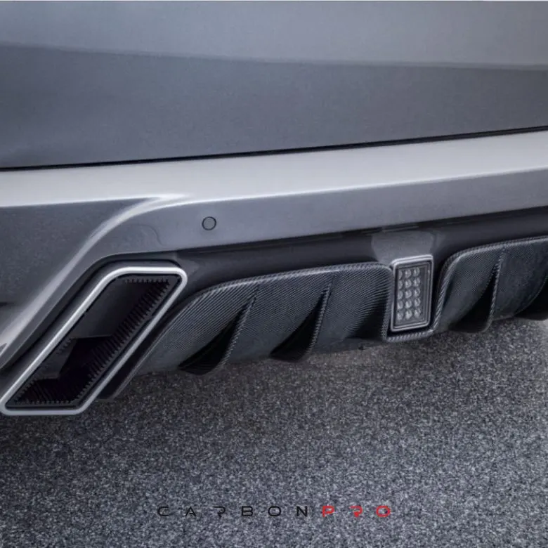 Rear bumper with carbon diffusor