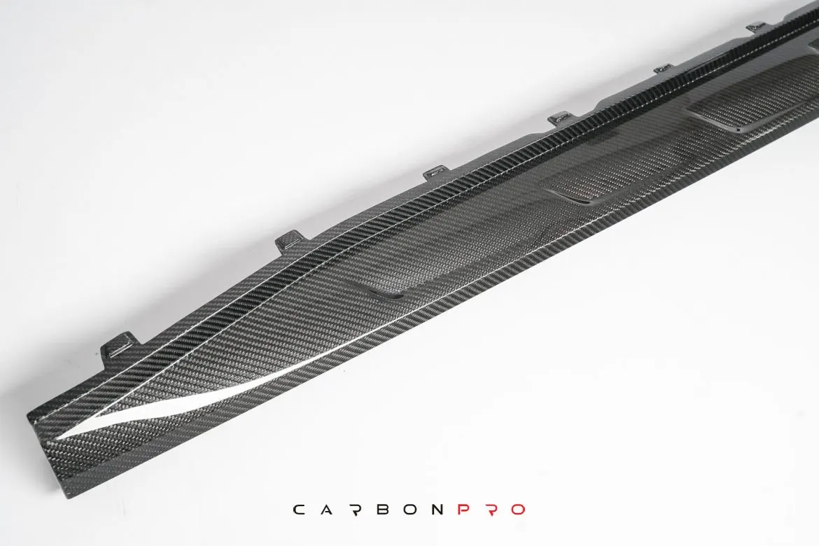 STREETFIGHTER Side Skirts