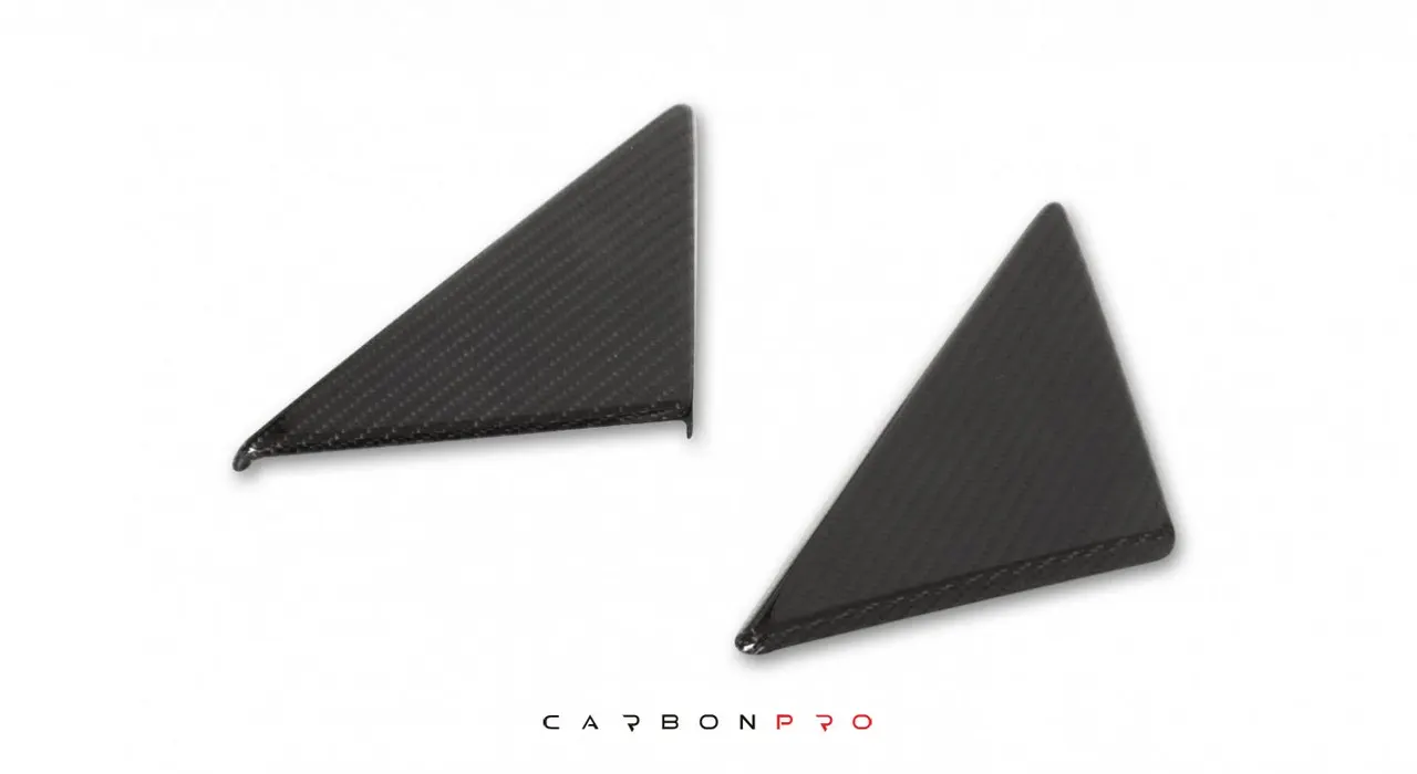 TRIANGLE COVER FOR SIDE WINDOW