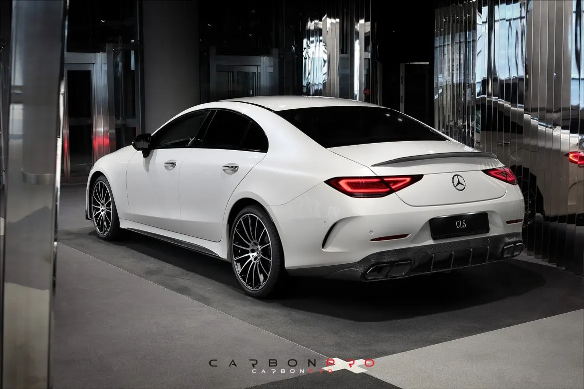 Carbon Trunk spoiler AMG Design