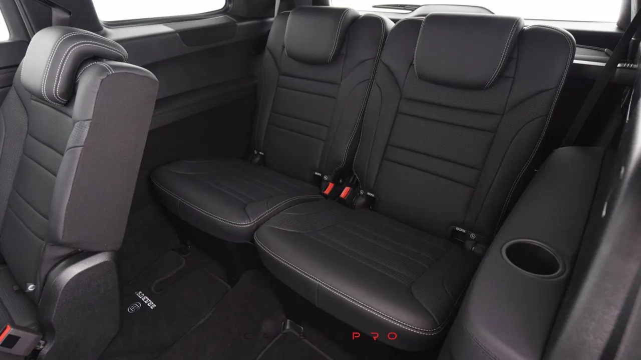 Velour floor mats for guest room