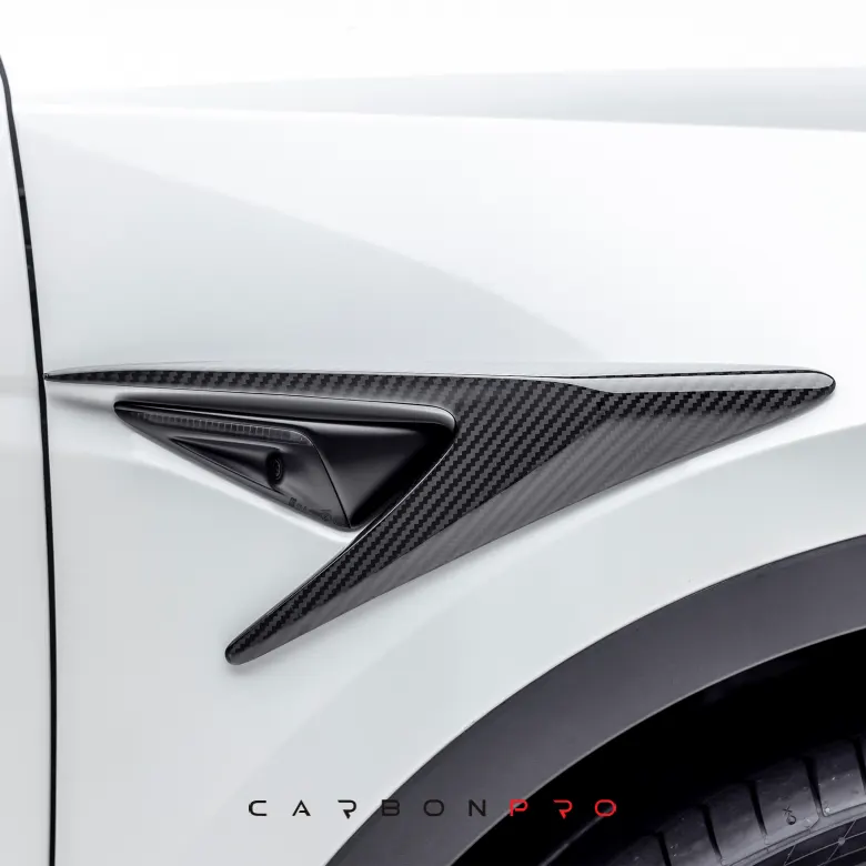 Ventilation openings on the fenders Tesla Model Y Aero