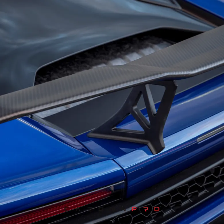 Wing Lamborghini Huracan Novara Edizione Aero with aluminum mounts