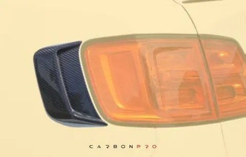 Air vent tail light
