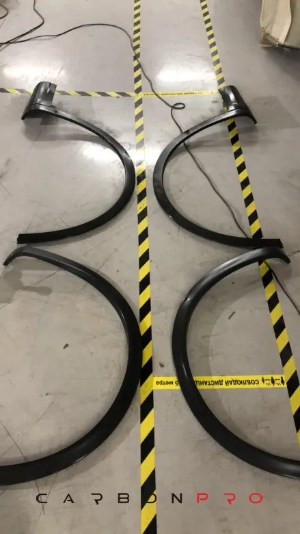Carbon Arches (4 pieces)