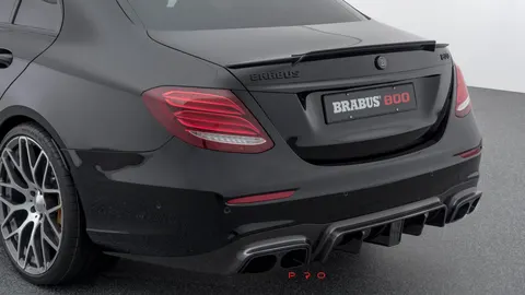 Carbon rear diffuser