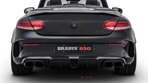 Carbon rear diffuser