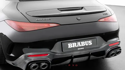 Carbon rear diffuser