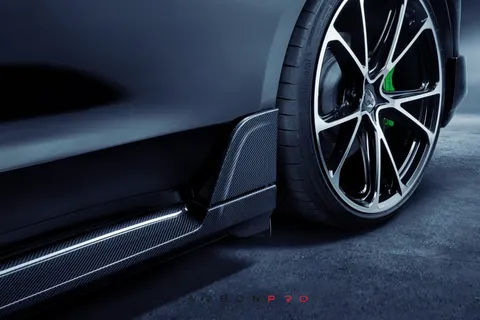 Carbon Side Skirts