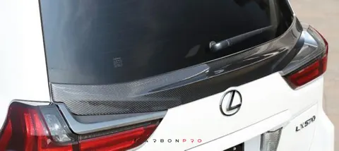 Carbon trunk spoiler