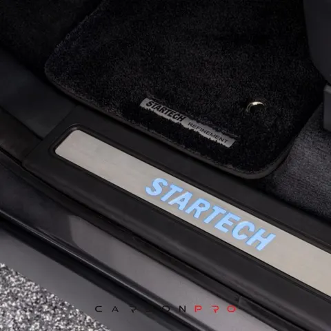 Floor mats black with STARTECH Refinement logo