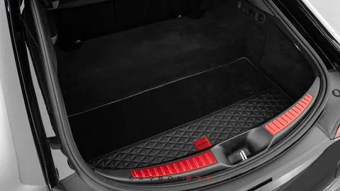 Leather trunk mat quilted